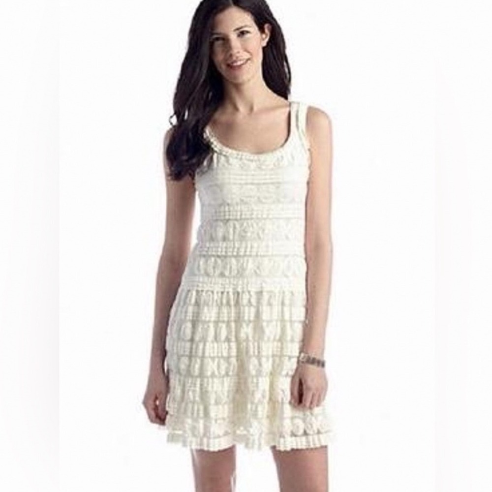Max Edition Women Felicle Ivory Coquette Stretch Lace Ruffle Tiered Dress S NWT
